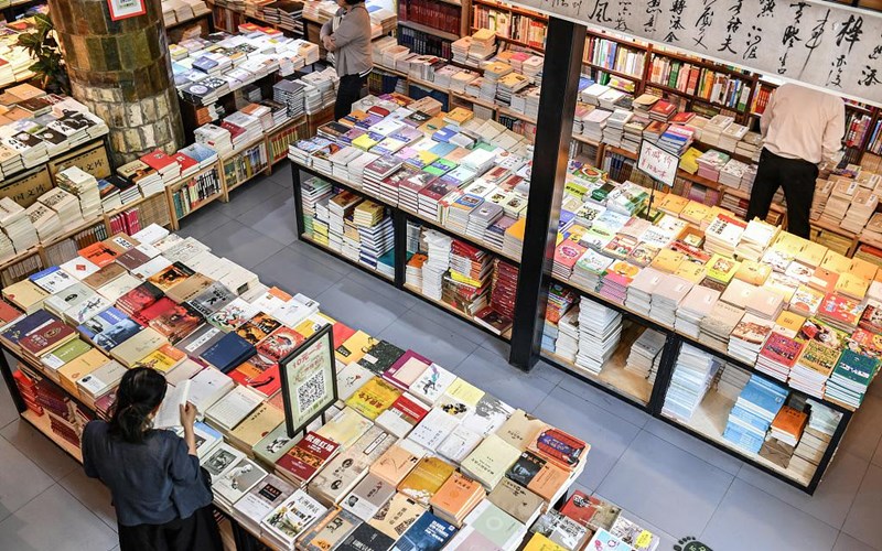 4.纸上书音书店-800-VCG.jpg